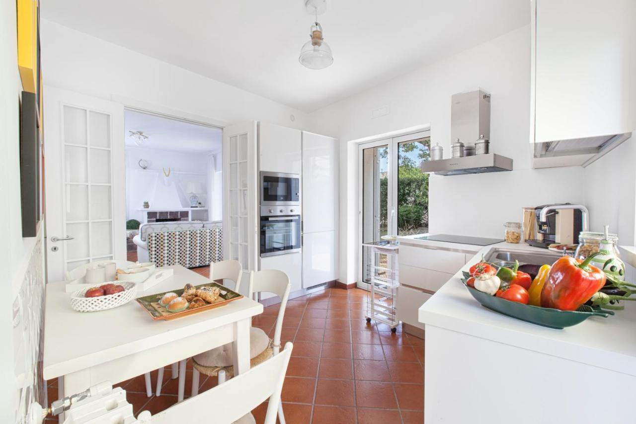 Amore Rentals - Resort Ravenna - Villa Dama Масса-Лубренсе Экстерьер фото